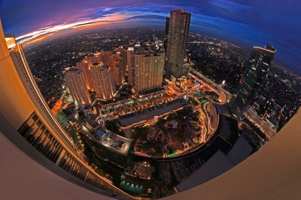 อยากให้ภาพแปลก สนุก และมีสไตล์ : Fish-eye View